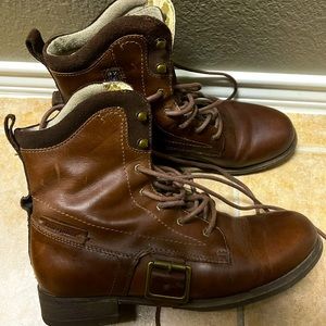 Beautiful leather boots